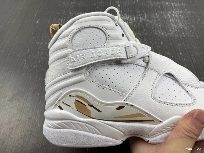 Cheap Husky Jordan AA1239-135 White Retro OVO 8 0811